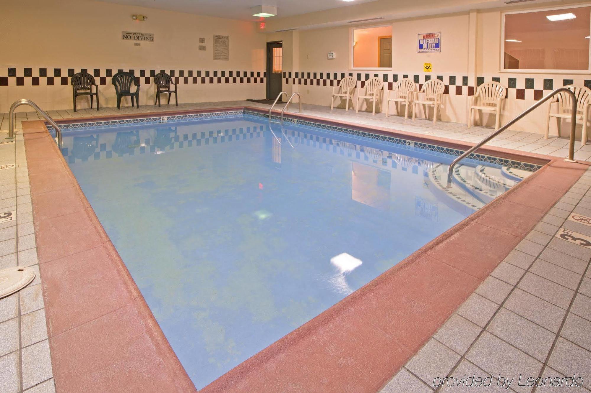 Country Inn & Suites By Radisson, Indianapolis South, In Konforlar fotoğraf